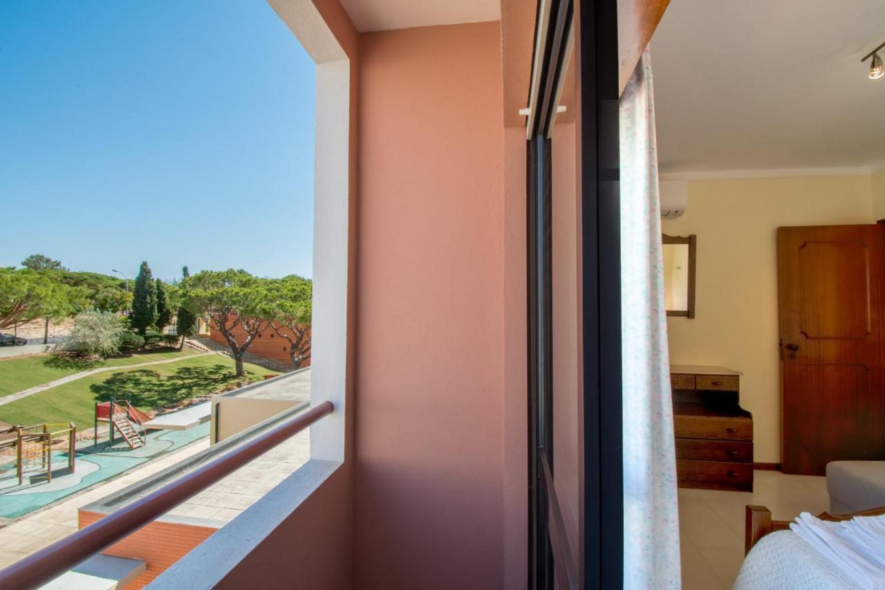 Apartamento Sao Pedro Do Mar Quarteira Buitenkant foto